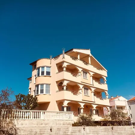 Slisko 扎达尔